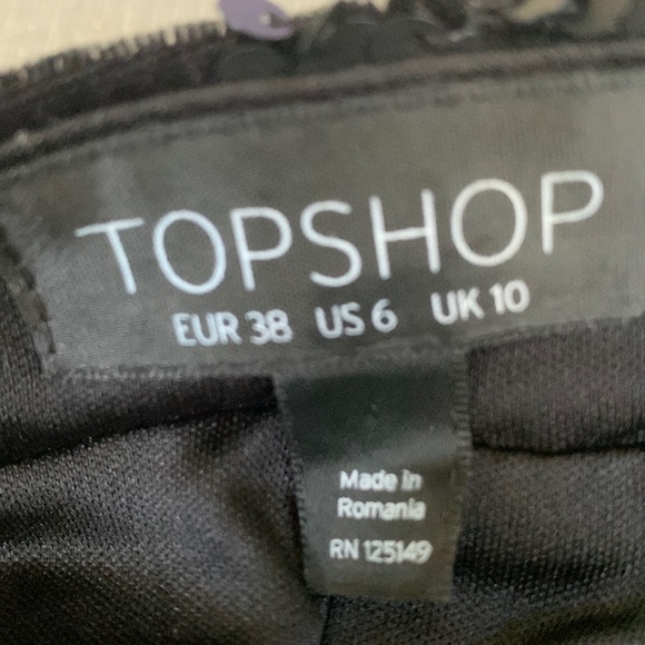 Topshop Black Sequin Velvet High Waisted Shorts Sz 6 - Picture 3 of 4